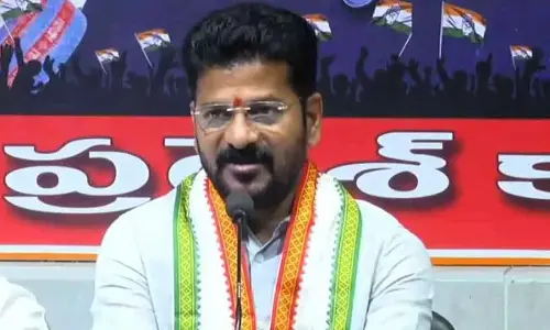 Withdrawal of award to ‘Razakar’ urged