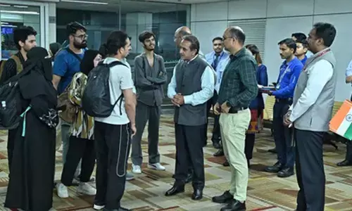 Kashmiri students safely back to Delhi from Iran, flag poor bus quality to reach home in J&K