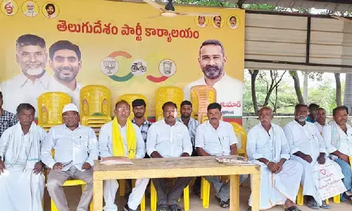 Prominence should be given to working activists