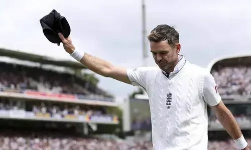 Anderson kept celebrated Indian batting line-up on their toes