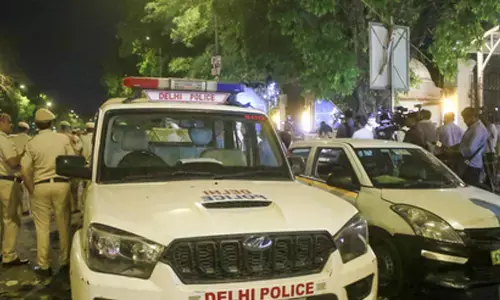 Delhi Police detains 17 illegal Bangladeshi migrants in major crackdown in Vasant Kunj