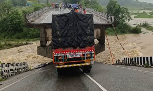 10 dead, dozens injured as torrential rain batters Jharkhand, NDRF leads rescue operations