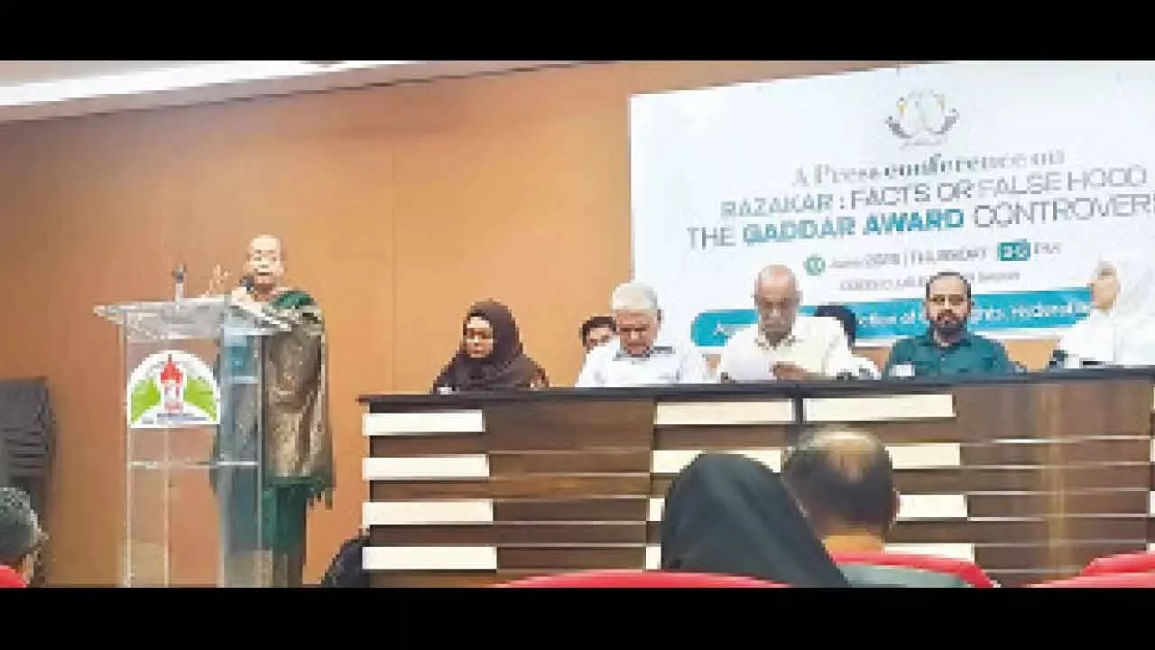 Civil rights body urges CM to clarify on giving award to ‘Razakar’