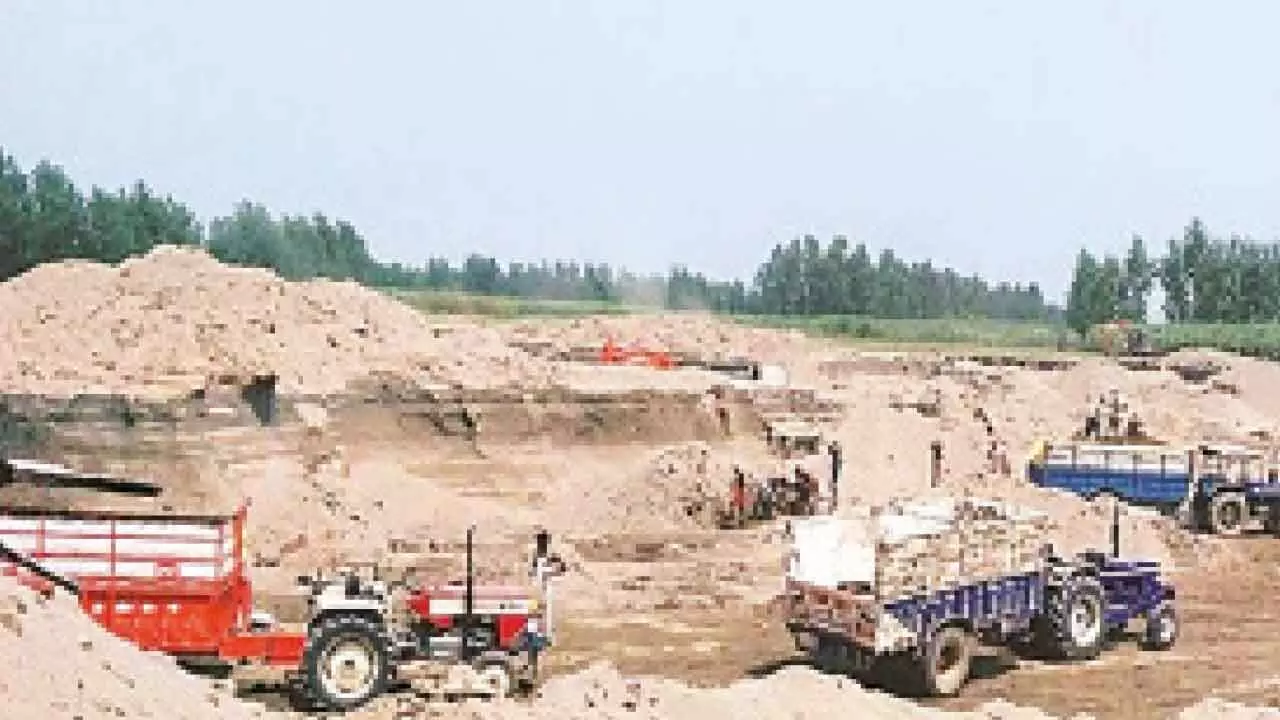 Sand mafia attacks govt officials in UP’s Jhansi