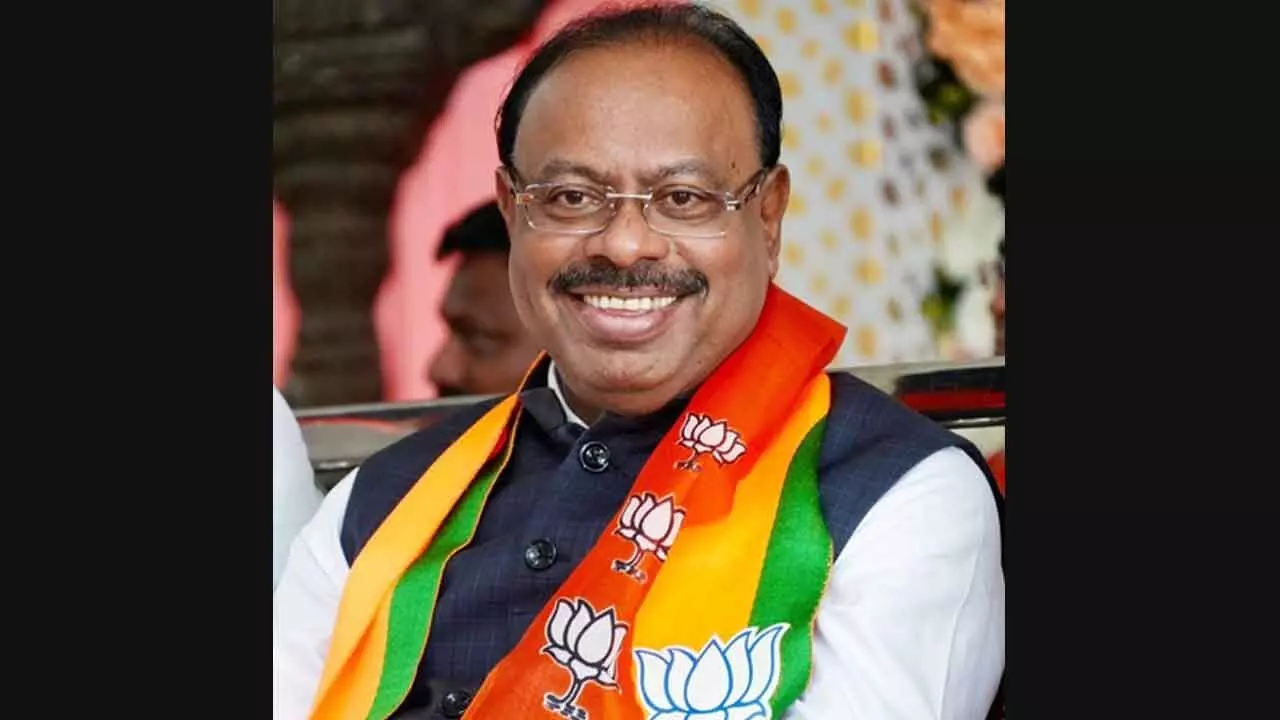 Mumbaikars want only Mahayuti flag to fly over Mumbai: Maha Minister