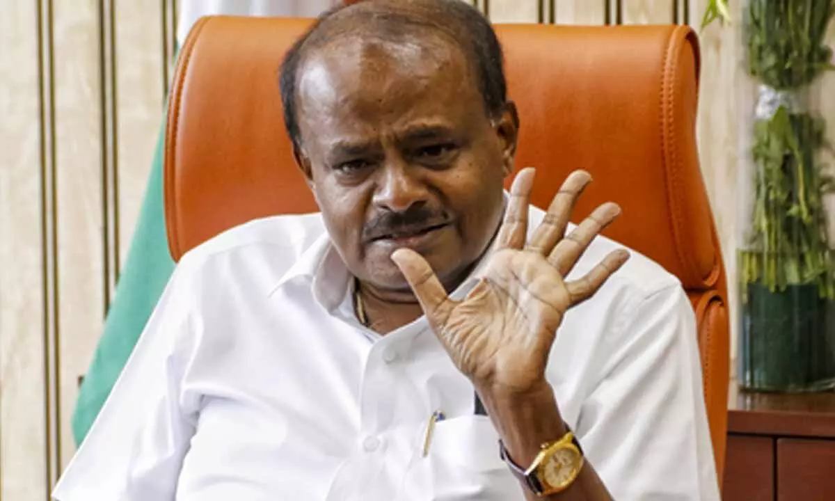 Ktaka reeling under graft: Union Minister Kumaraswamy on MLA exposing corruption in house allotments