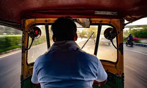 Mandatory tips in auto booking apps resented