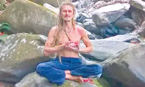 Russian soldier’s final rites held in Gokarna Temple