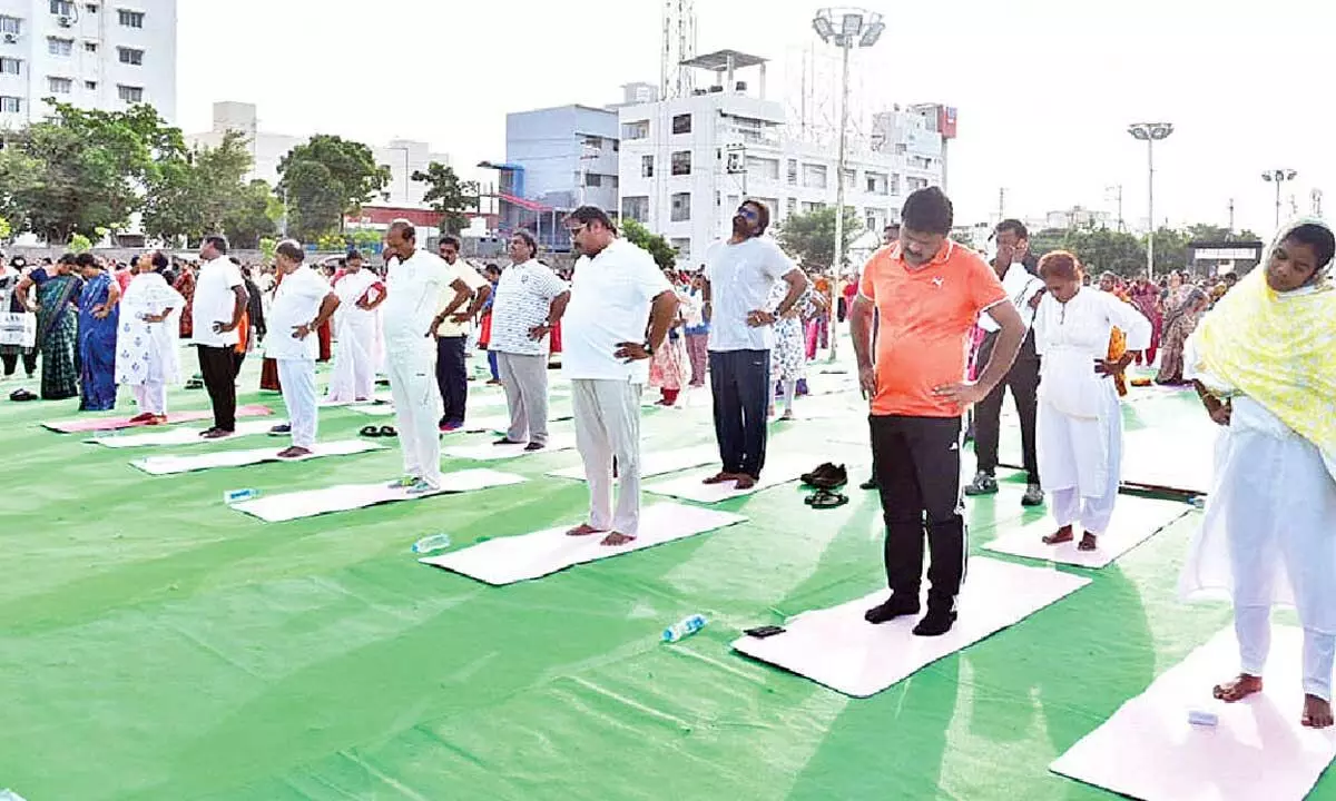 11 lakh people to perform yoga in Prakasam today 11 lakh people to perform yoga in Prakasam today
