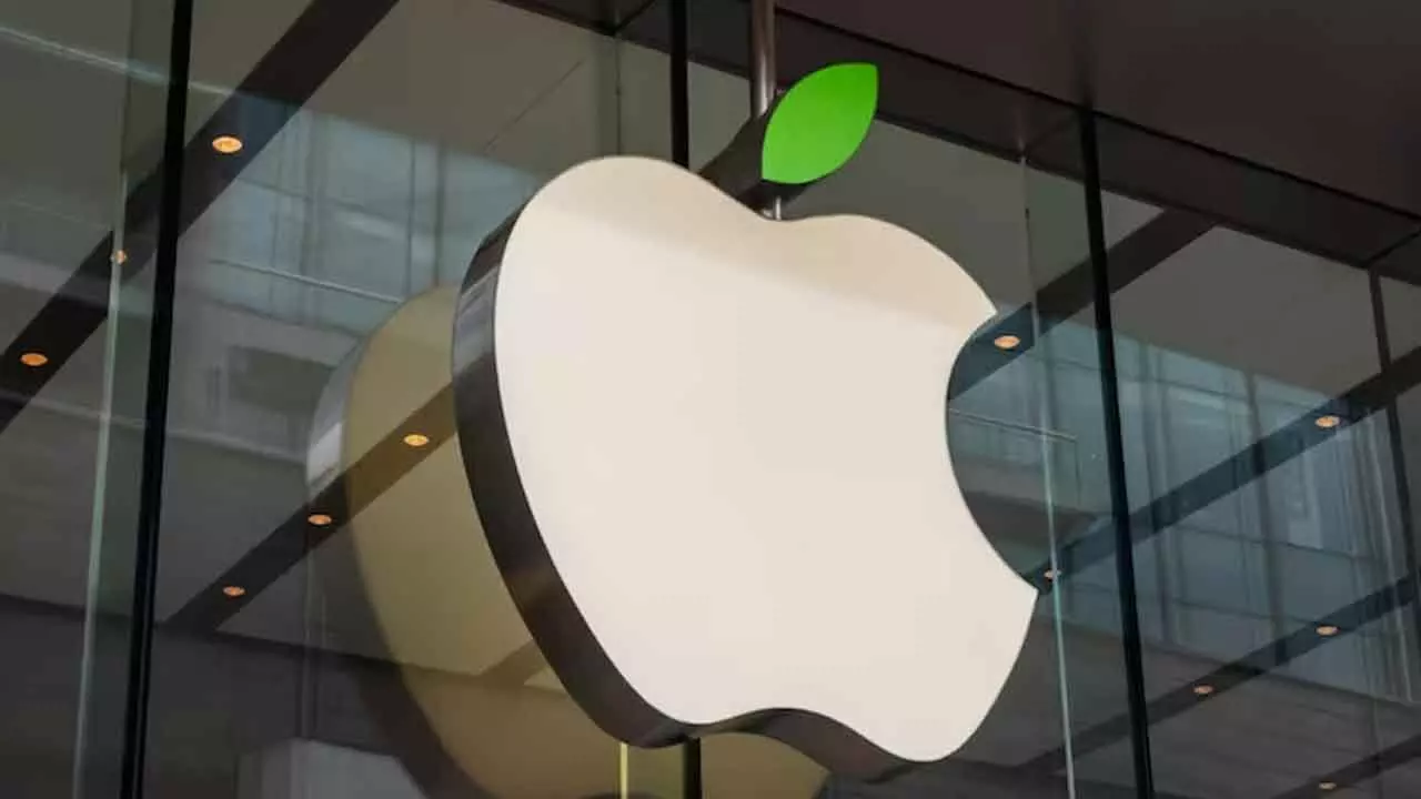 Apple Faces Shareholder Lawsuit Over AI Delays and Siri Hype Fallout Apple Faces Shareholder Lawsuit Over AI Delays and Siri Hype Fallout
