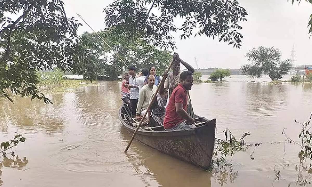 Flash flood in Subarnarekha, 50K affected in Balasore