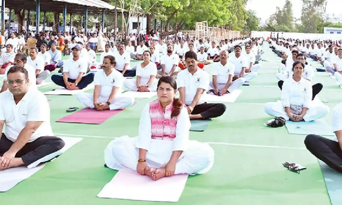 People asked to make yoga a practice in daily life People asked to make yoga a practice in daily life