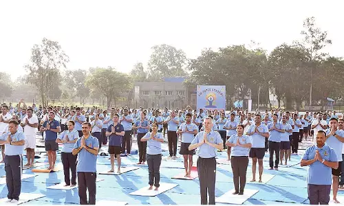 College of Defence Management leads the way in promoting Yoga