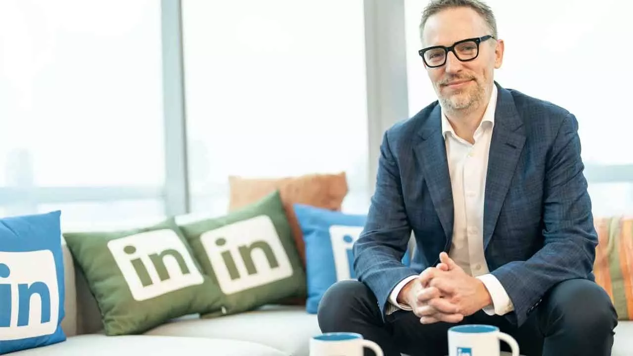 LinkedIn CEO Ryan Roslansky Embraces AI, Warns of Job Market Disruption Ahead LinkedIn CEO Ryan Roslansky Embraces AI, Warns of Job Market Disruption Ahead