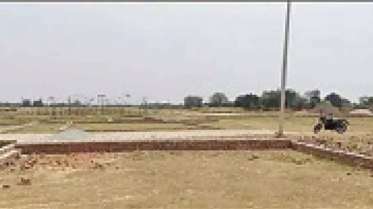 Housing Board rakes in moolah with auction of plots across city Housing Board rakes in moolah with auction of plots across city