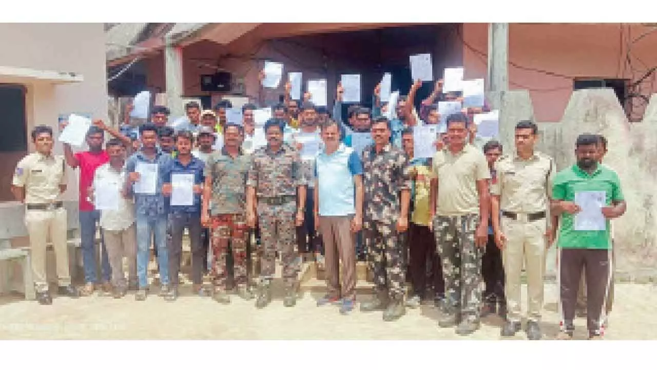 100 tribal youth receive driving licence