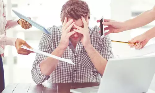 A busier social life may signal Alzheimer’s risk, says study