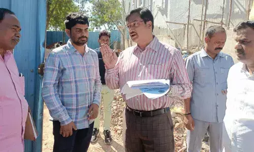 Ayyappa Society residents furious over HYDRAA, govt land survey