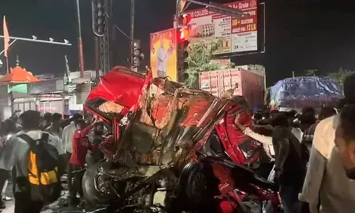 Three die, 16 injured as an over-speeding lorry rams into a fleet of vehicles