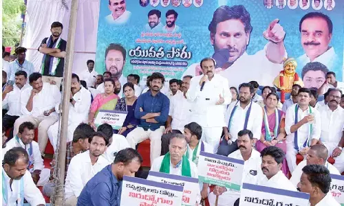 Youth launch stir demanding fulfilment of job promises in Anantapur