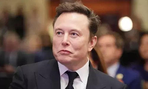 Musk’s Lawyer Claims He Doesn’t Use a Computer—His Own Posts Say Otherwise