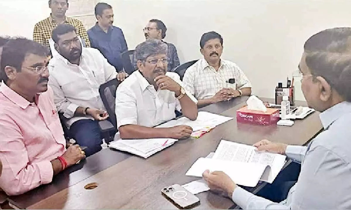 AP JAC seeks justice for outsourced staff in govt AP JAC seeks justice for outsourced staff in govt