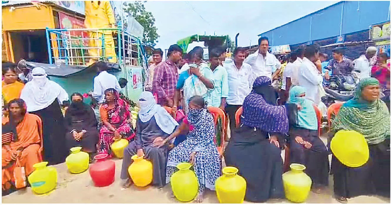 Residents stage protest with empty water pots over severe water crisis Residents stage protest with empty water pots over severe water crisis