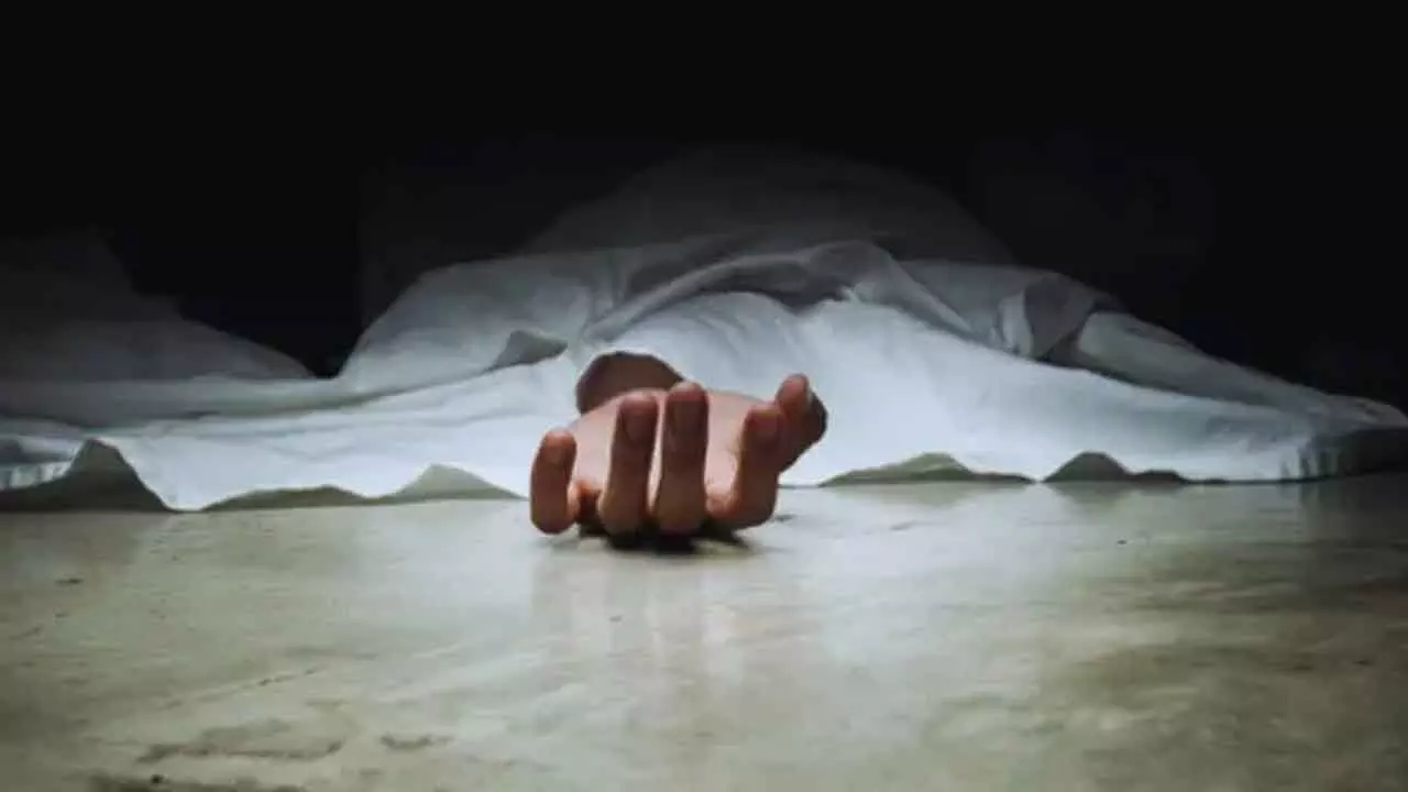 Andhra Pradesh Woman Kills Husband Over Money Dispute | Reddygani Village Shocker Andhra Pradesh Woman Kills Husband Over Money Dispute | Reddygani Village Shocker