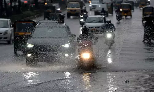Heavy rains occur in Hyderabad city, traffic disrupted