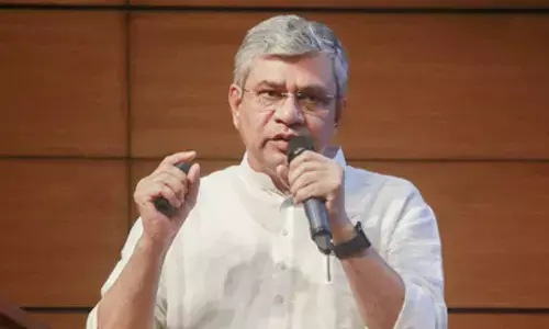 Mobile exports show robust growth in FY26, reach $5.5 billion in April-May: Minister