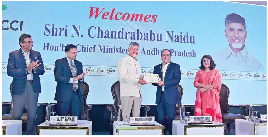 CM offers ‘speed of doing business’ CM offers ‘speed of doing business’