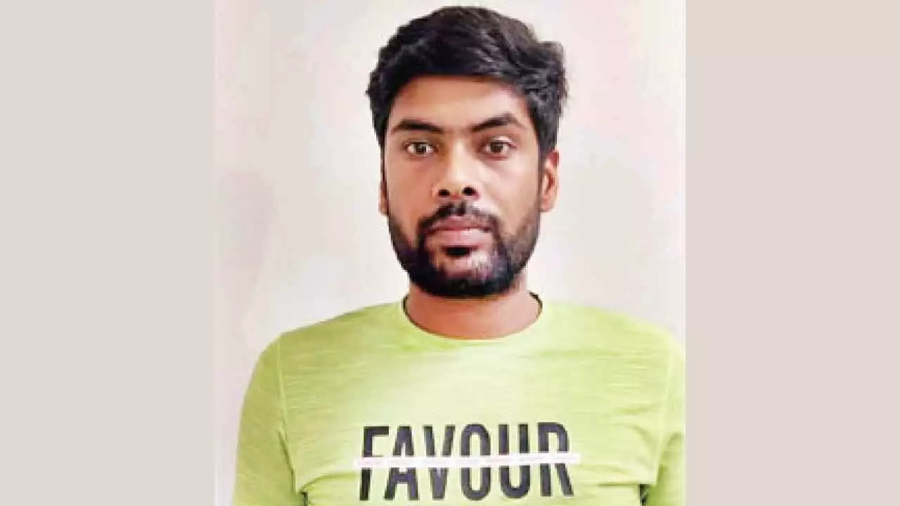 Navy staffer held for leaking Op Sindoor details to Pak handler Navy staffer held for leaking Op Sindoor details to Pak handler