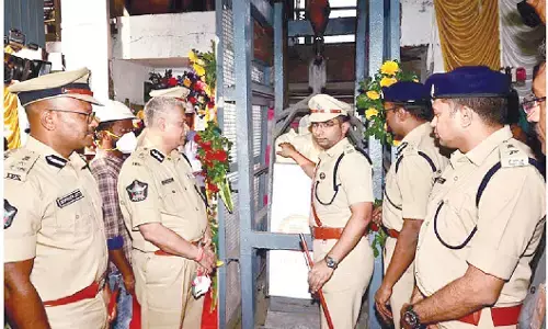 Police seek people’s support to eradicate ganja menace