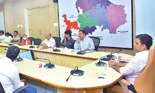 Collector stresses support for entrepreneurs, industrial growth in dist