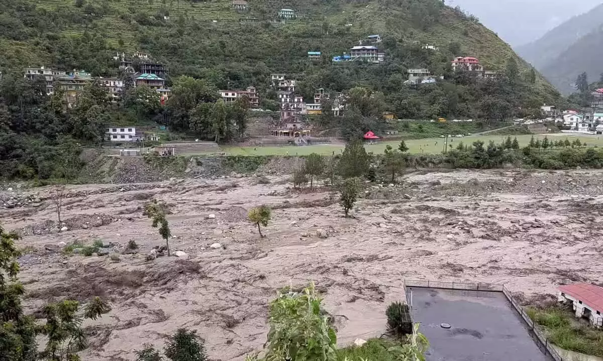 Devastating Flash Floods Strike Himachal Pradesh: 2 Dead, 20 Missing Devastating Flash Floods Strike Himachal Pradesh: 2 Dead, 20 Missing