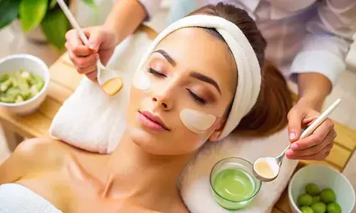 Ayurvedic Face Masks for Glowing Skin This Rainy Season