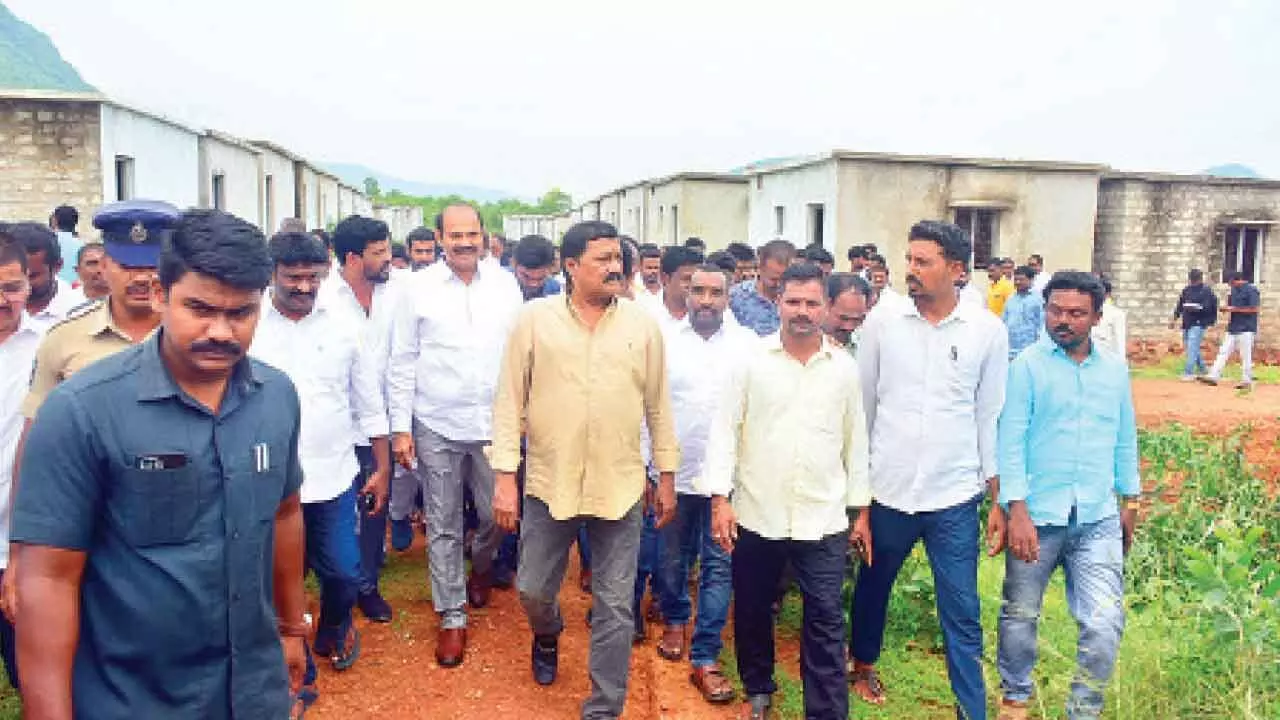 Minister promises house soon to every eligible person