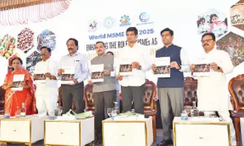 MSME minister stresses on embracing new technologies