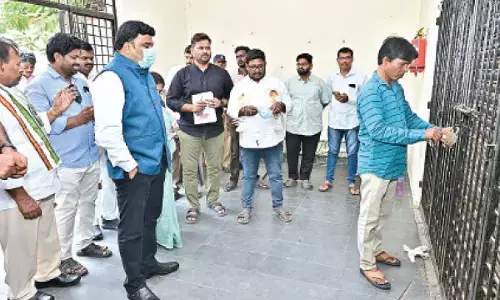 ‘Maintain strict vigil at EVM storage facility’