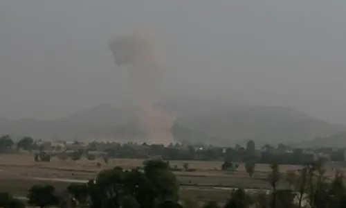 Pakistan: 13 soldiers killed, 29 injured in North Waziristan suicide bombing