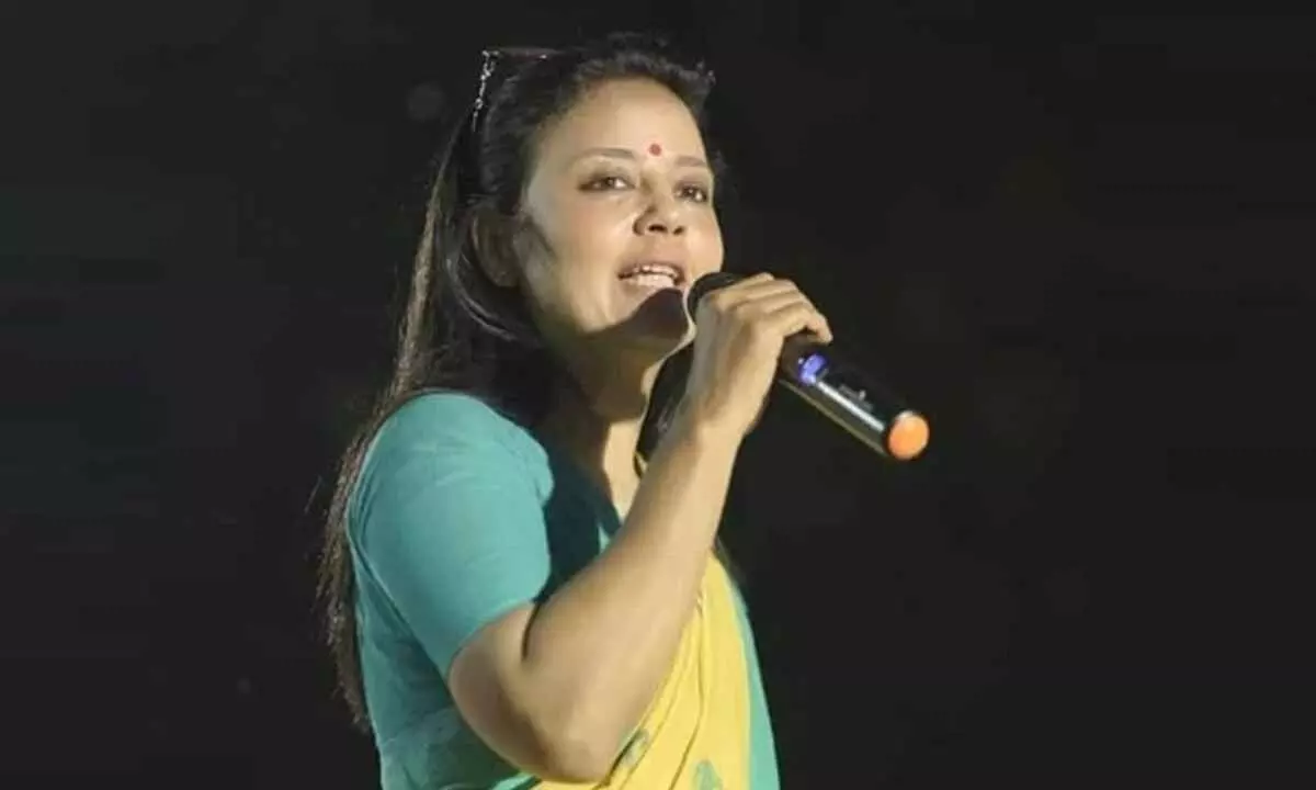 Internal feud in Trinamool surfaces over Kolkata law college rape Internal feud in Trinamool surfaces over Kolkata law college rape