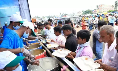 Reliance offers ‘Anna Seva’