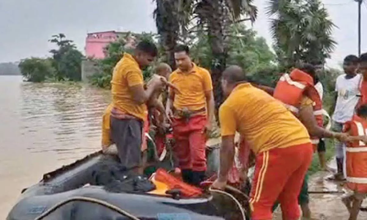 Flood alert in Balasore as major rivers in spate Flood alert in Balasore as major rivers in spate