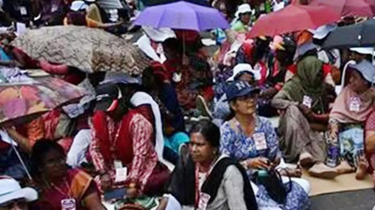 On 141st day of protest Kerala Asha workers to intensify stir On 141st day of protest Kerala Asha workers to intensify stir