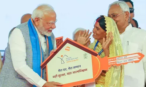 Over 25 crore Indians moved out of poverty due to Govt’s social security schemes: PHDCCI