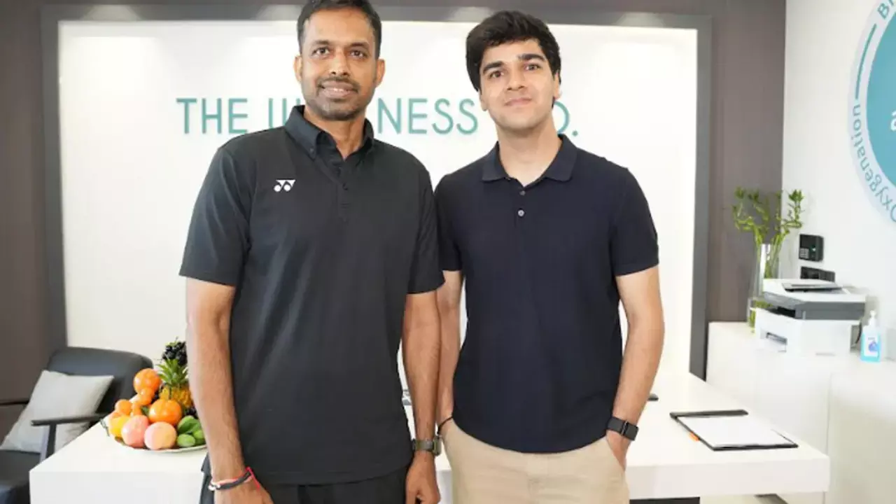 Pullela Gopichand, Chief National Coach and founder of the Pullela Gopichand Badminton Academy, with Rishabh Jain, Co-Founder of The Wellness Co., at the launch of the new high-performance wellness clinic in Hyderabad.