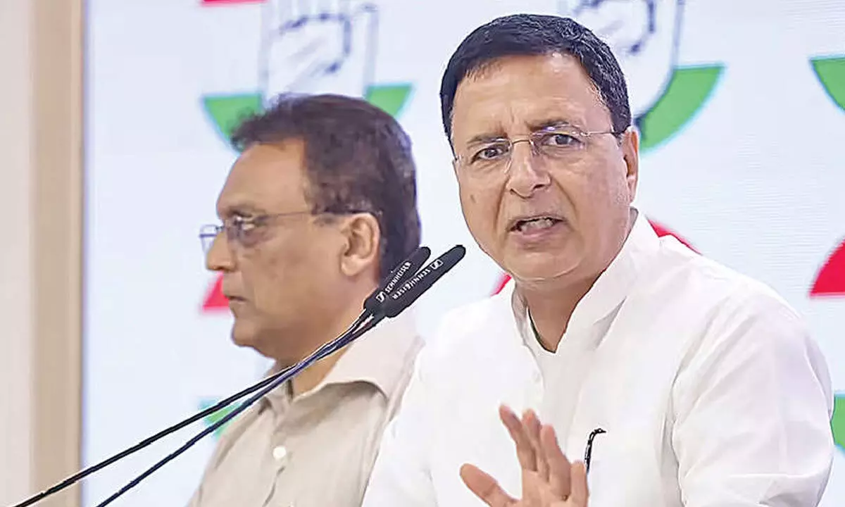 Surjewala meets Cong MLAs amid leadership change buzz