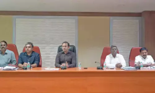 Be on your toes always: TGSPDCL boss to babus