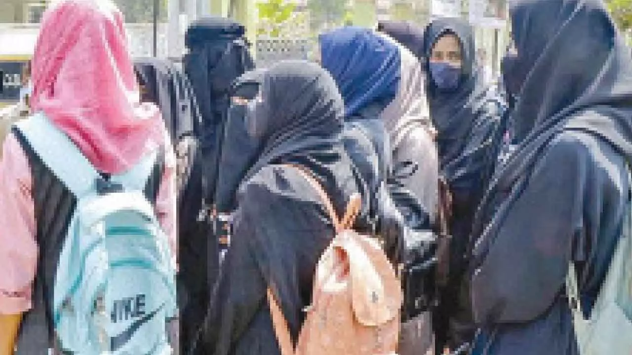 Maha principal threatened over hijab curbs; 6 booked Maha principal threatened over hijab curbs; 6 booked