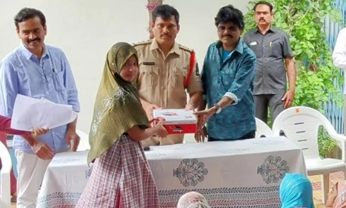 Tollywood actor Krishnasai extends a helping hand, distributes shoes to 100 students